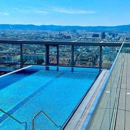 Panorama Sky Apartment I Rooftop Pool I Metro Station Wien Ngoại thất bức ảnh