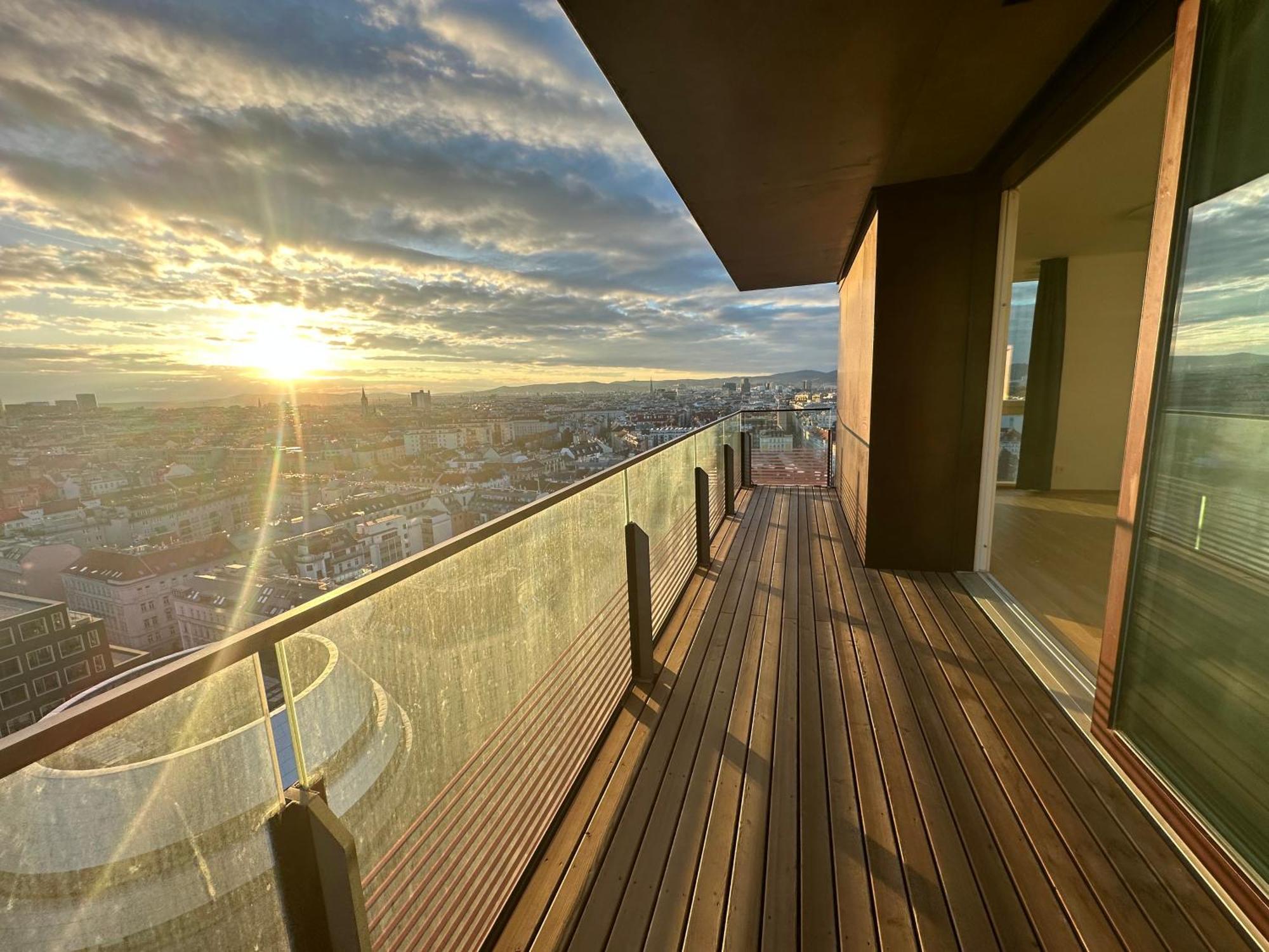 Panorama Sky Apartment I Rooftop Pool I Metro Station Wien Ngoại thất bức ảnh